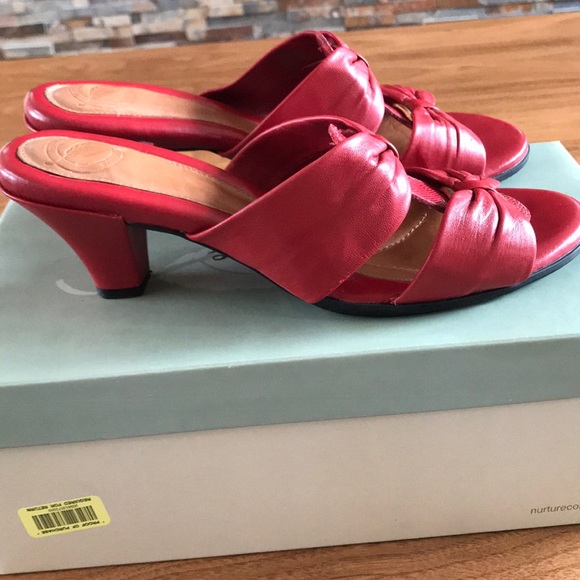 EUC Nurture Leather Sandals Size 8 - Picture 4 of 8